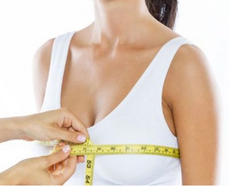 kerisha mark chirurgie de reduction mammaire